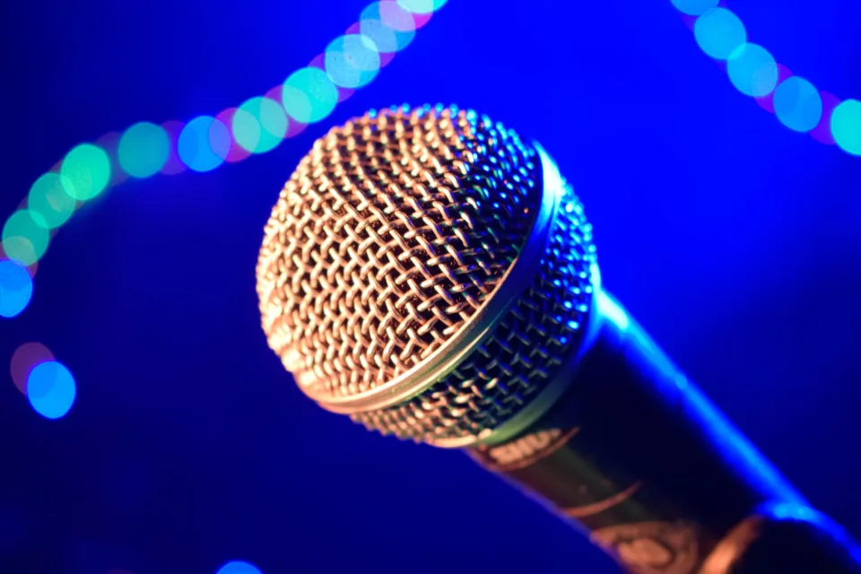 Hình ảnh tại Ising 2
