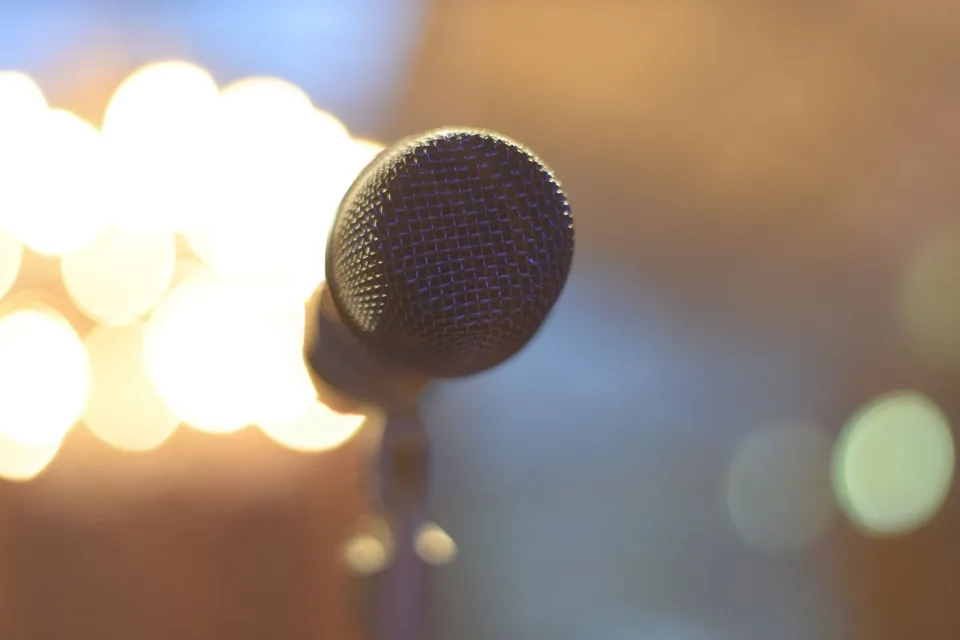 Hình ảnh tại Ising 6